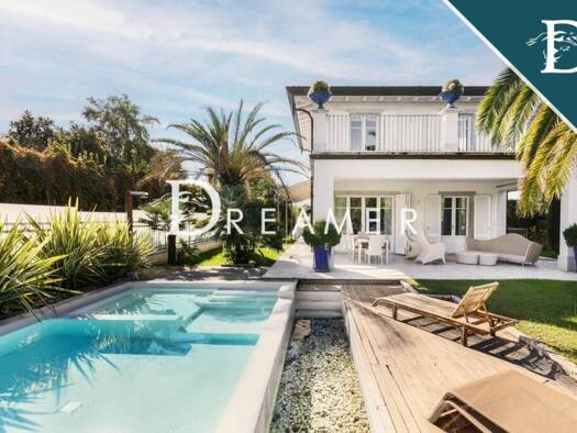 Villa zum Kauf 3.506.034 € 4 Zimmer 250 m² Forte dei Marmi 55042