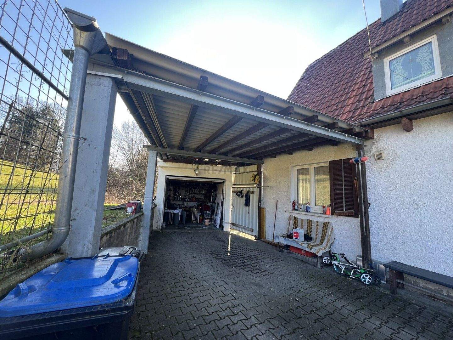 Immobilie in Donzdorf - Familiäres Wohnen am Ortsrand! Hier kann Kinderlachen einziehen - Bild 4