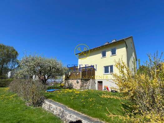 Einfamilienhaus zum Kauf 459.000 € 8,5 Zimmer 254 m² 955 m² Grundstück Korbach Korbach / VB 34497