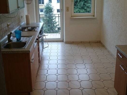 Wohnung zur Miete 560 € 2 Zimmer 74 m² Geschoss 1/3 frei ab sofort Alt-Saarbrücken Saarbrücken 66117