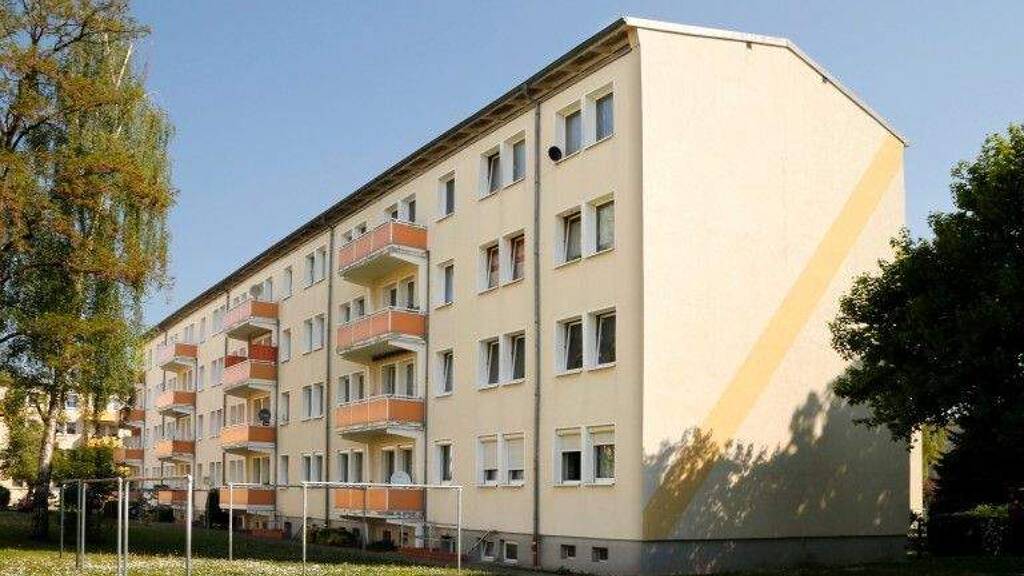 Wohnung zur Miete 329 € 2 Zimmer 47 m² 1. Geschoss Goethestr. 56 Braunsbedra 06242