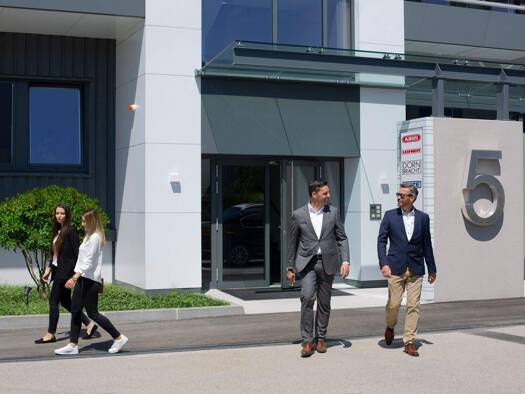 Bürofläche zur Miete provisionsfrei 10.364 € 673 m² Bürofläche Wiener Neudorf 2351