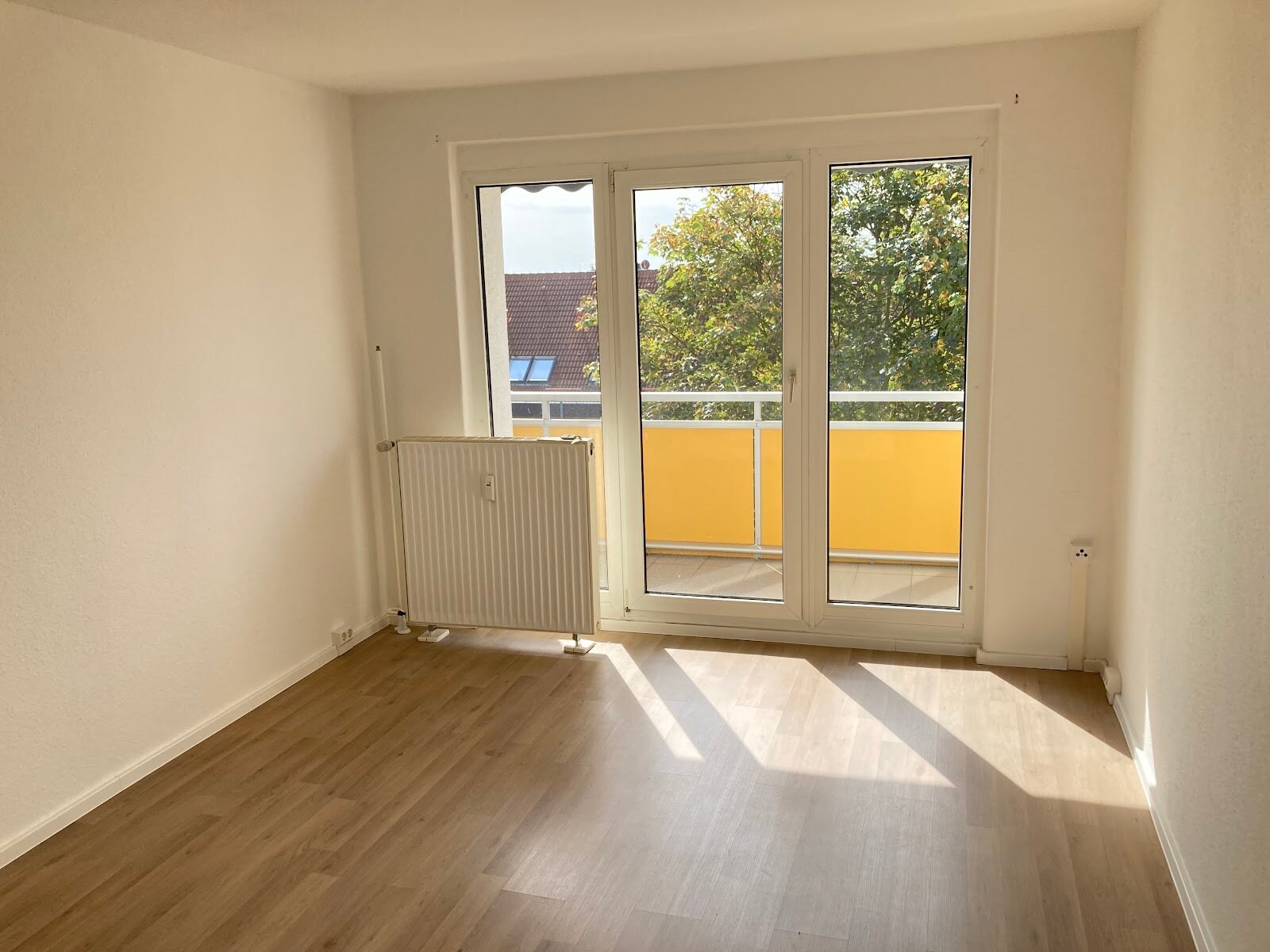 Wohnung zur Miete 332 € 3 Zimmer 55,3 m²<br/>Wohnfläche 3.<br/>Geschoss Pappelallee 6 Brehna Sandersdorf-Brehna 06796