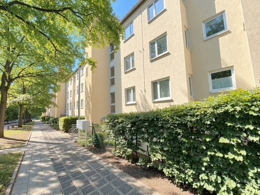 Wohnung zum Kauf 369.000 € 3 Zimmer 84,4 m² 2. Geschoss St Jobst Nürnberg 90491