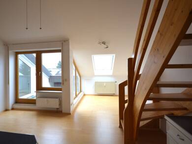 Wohnung zum Kauf 229.000 € 2 Zimmer 58 m² Dachgeschoss, 2. Geschoss frei ab sofort Breslauer Straße 11 Eislingen Eislingen/Fils 73054