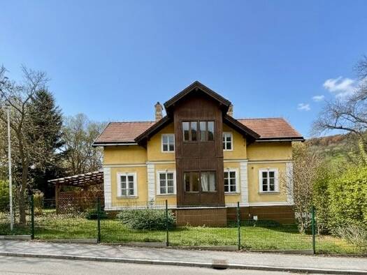 Haus zum Kauf 449.000 € 6 Zimmer 232,4 m² 2.234 m² Grundstück Stössing 3073