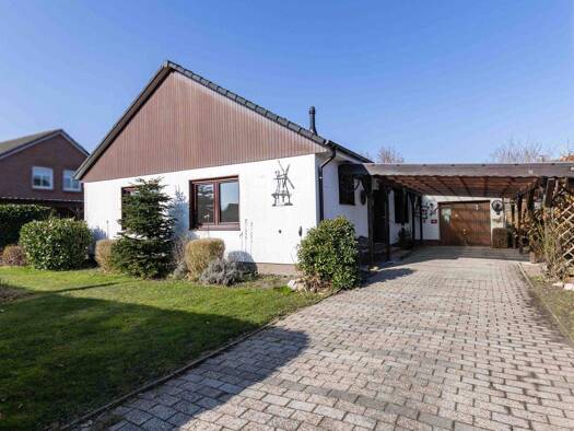 Einfamilienhaus zum Kauf 185.000 € 4 Zimmer 86 m² 651 m² Grundstück Pewsum Krummhörn 26736