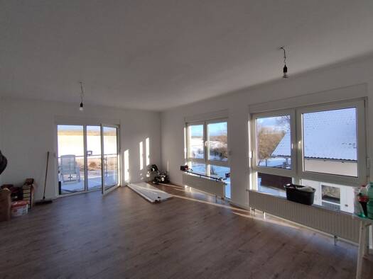 Wohnung zur Miete 670 € 2 Zimmer 64 m² Geschoss 1/2 frei ab 15.02.2026 Flammersfeld 57632