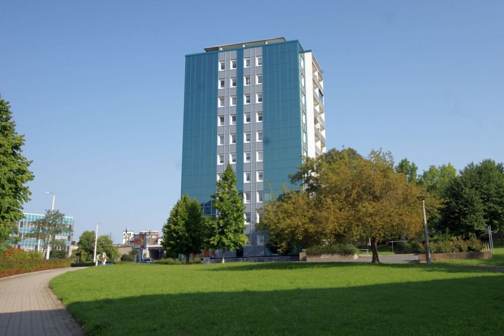 Wohnung zur Miete 339 € 2 Zimmer 52 m²<br/>Wohnfläche 7.<br/>Geschoss Erich-Ohser-Straße 23 Bahnhofsvorstadt Plauen 08525