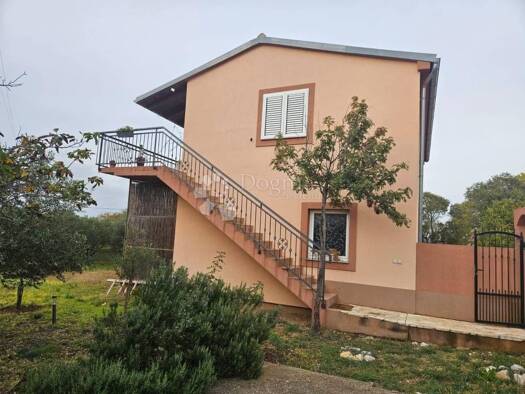 Haus zum Kauf 340.000 € 3 Zimmer 88 m² Polaca Polača