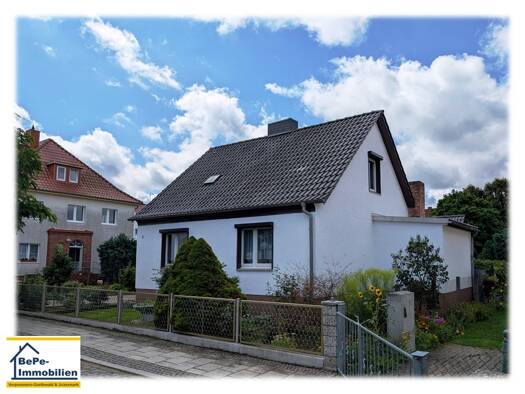Einfamilienhaus zum Kauf 136.000 € 4 Zimmer 103 m² 745 m² Grundstück frei ab sofort Löcknitz Löcknitz 17321