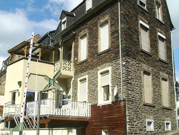 Reihenendhaus zum Kauf 135.000 € 4 Zimmer 137 m² 93 m² Grundstück Traben Traben-Trarbach / Traben 56841