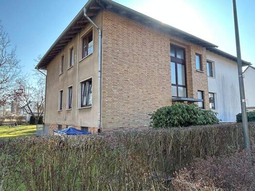 Mehrfamilienhaus zum Kauf als Kapitalanlage geeignet 500.000 € 12 Zimmer 270 m² 1.070 m² Grundstück Holtensen Göttingen 37079
