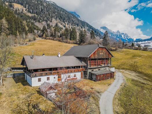 Haus zum Kauf 1.800.000 € 6 Zimmer 365 m² 520.000 m² Grundstück frei ab sofort Rasen/Antholz