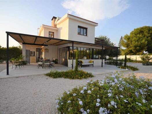 Haus zum Kauf 550.000 € 125 m² 1.167 m² Grundstück San Juan 03550