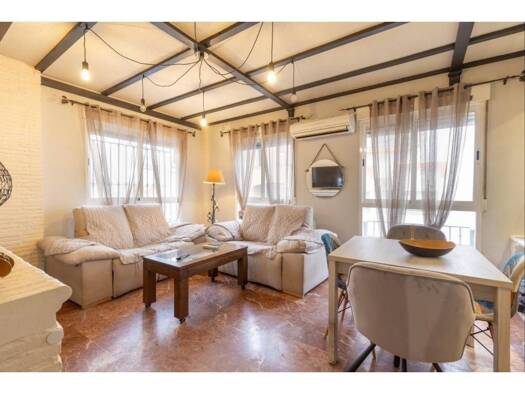 Reihenhaus zum Kauf 270.000 € 3 Zimmer 150 m² Calle Juan Vázquez 5 Granada 18013