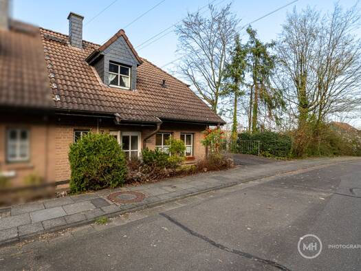 Doppelhaushälfte zum Kauf 399.000 € 4 Zimmer 129,1 m² 281 m² Grundstück Hennef Hennef (Sieg) 53773