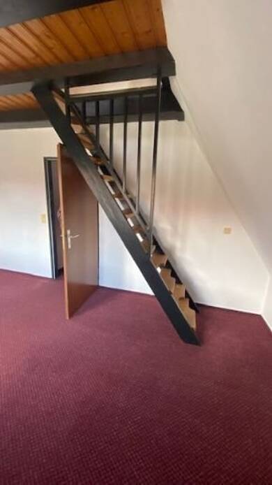 Wohnung zur Miete 330 € 1,5 Zimmer 40 m² Dachgeschoss, 2. Geschoss frei ab sofort Rothenburg Rothenburg ob der Tauber 91541