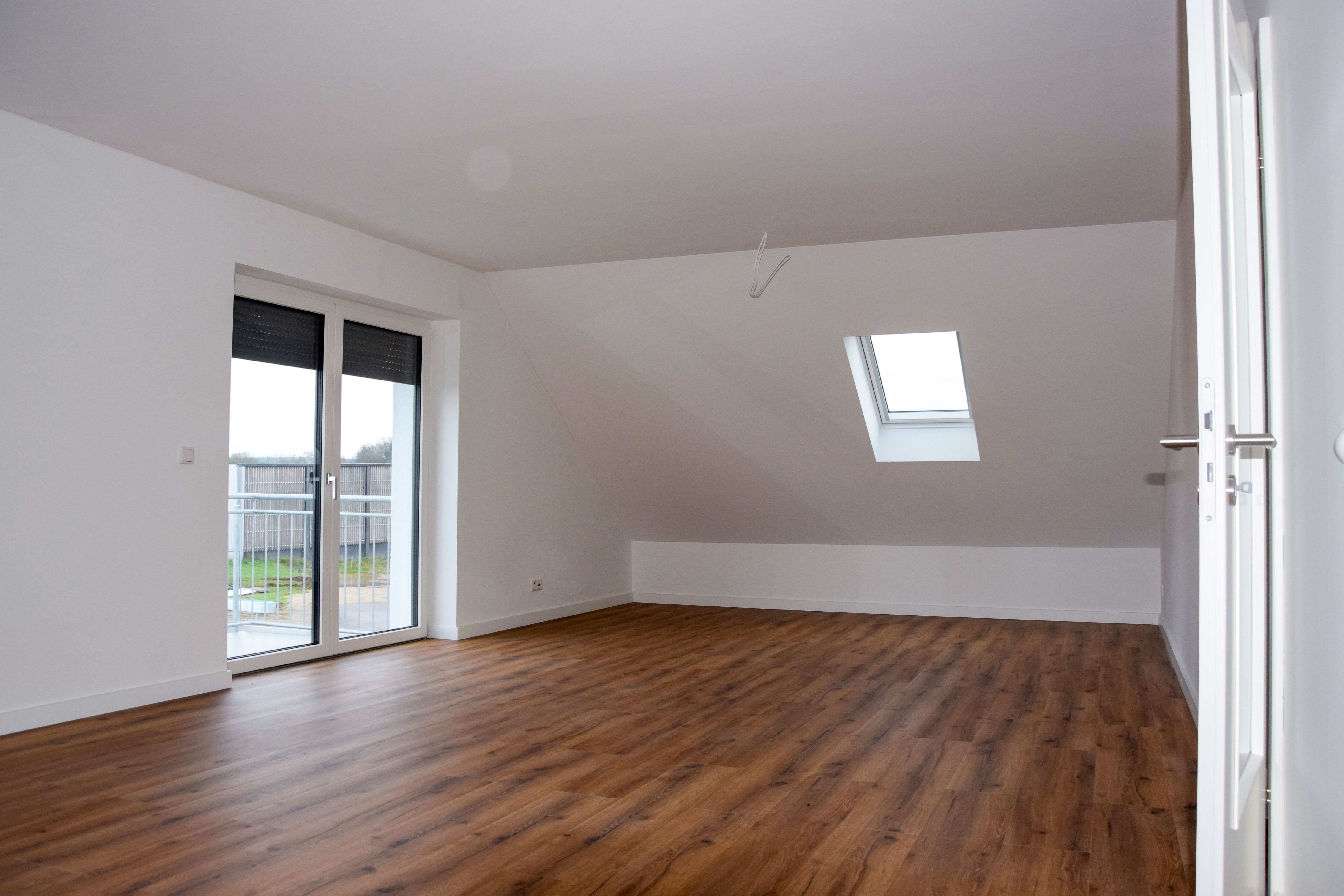 Wohnung zur Miete 1.190 € 3 Zimmer 85 m²<br/>Wohnfläche ab sofort<br/>Verfügbarkeit Buch 30 Buch Gremsdorf 91350