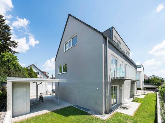Mehrfamilienhaus zum Kauf 1.950.000 € 10 Zimmer 338,2 m² 358 m² Grundstück Friedrichshafen 88046