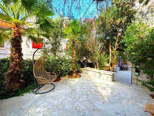Einfamilienhaus zum Kauf 600.000 € 4 Zimmer 92 m² Šibenik 22020