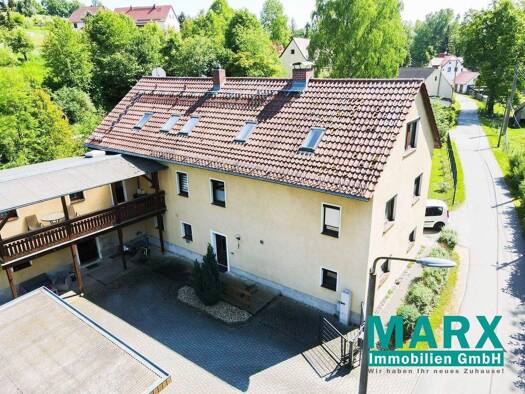 Haus zum Kauf 239.500 € 9 Zimmer 270 m² 1.007 m² Grundstück Ebersbach Schöpstal 02829