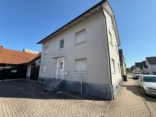 Einfamilienhaus zum Kauf 349.000 € 5 Zimmer 132 m² 378 m² Grundstück frei ab sofort Karlsruher Straße 19 Muggensturm 76461