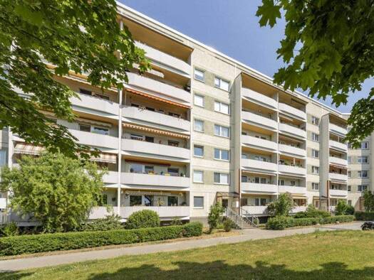 Wohnung zur Miete 252 € 1 Zimmer 32,6 m² 6. Geschoss Plovdiver Straße 86 Grünau-Nord Leipzig 04205