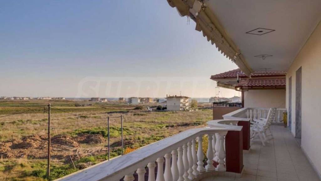 Reihenmittelhaus zum Kauf 250.000 € 135 m² Flogita