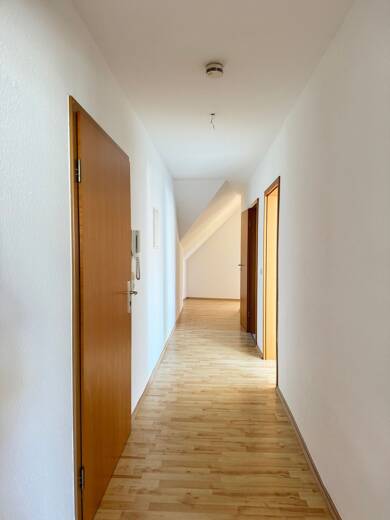 Wohnung zur Miete 405 € 3 Zimmer 78,9 m² Dachgeschoss frei ab sofort Kreuzstraße 1 Südvorstadt Altenburg 04600