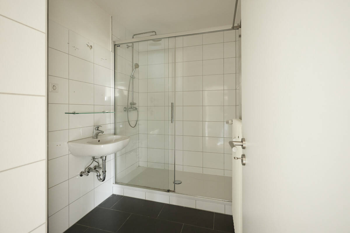 Property thumbnail 9