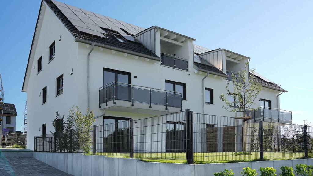 Wohnung zur Miete - Erstbezug 1.450 € 3 Zimmer 99 m² 2. Geschoss frei ab sofort Nandlstadt 85405