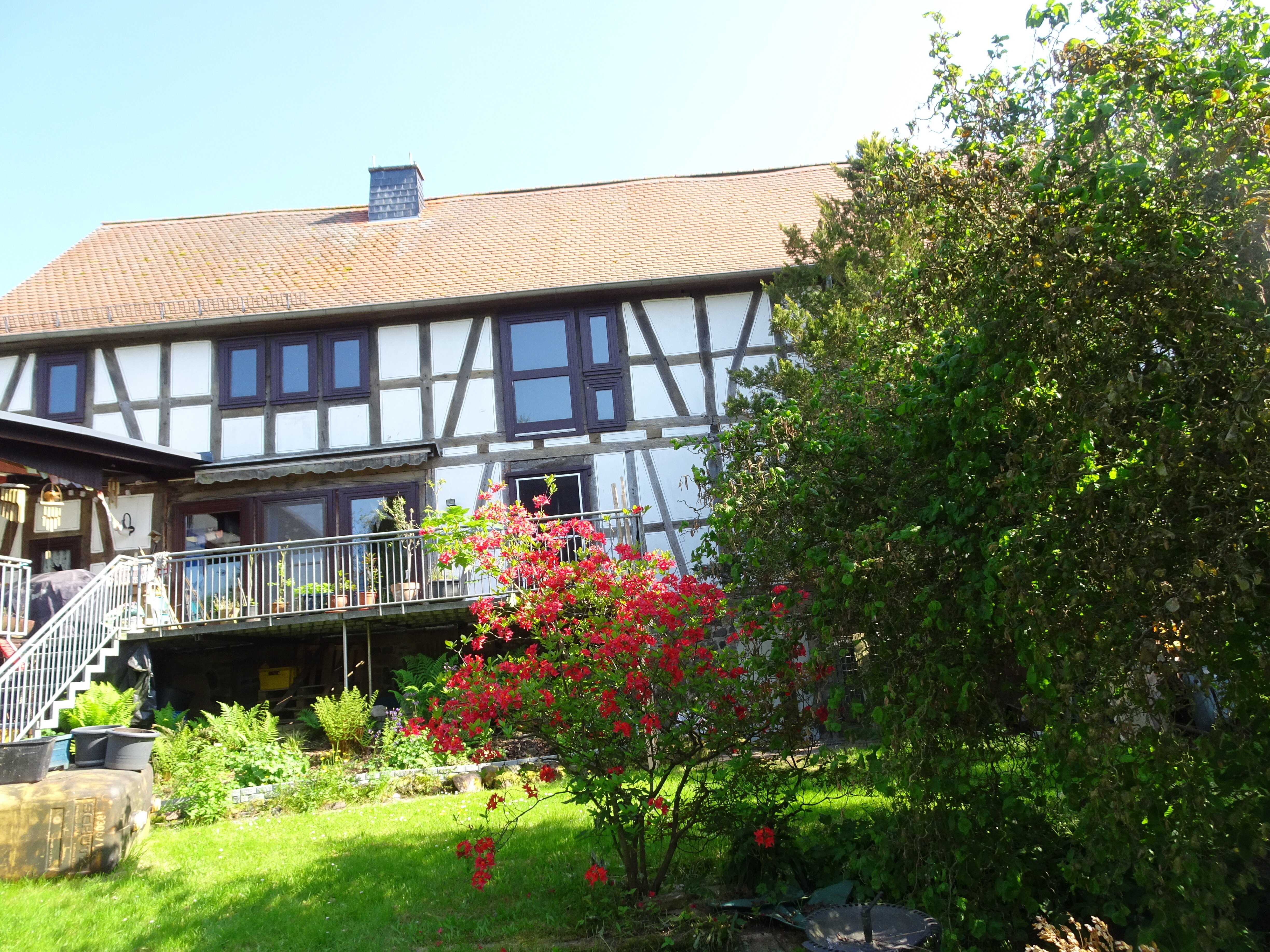 Mehrfamilienhaus zum Kauf 690.000 € 18 Zimmer 564 m²<br/>Wohnfläche 1.200 m²<br/>Grundstück Heskem Ebsdorfergrund 35085