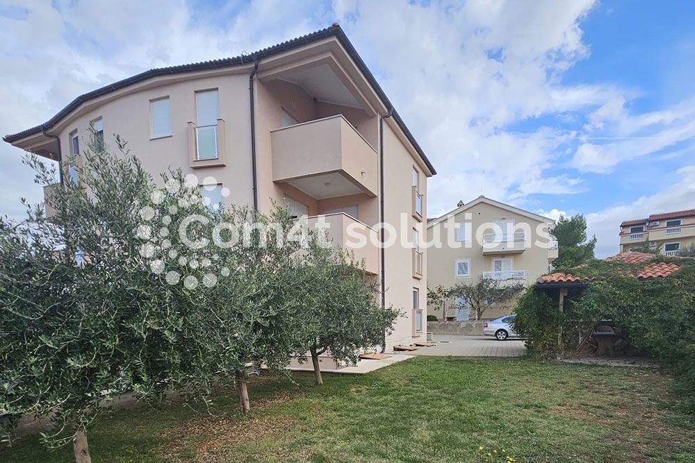 Haus zum Kauf 1.350.000 € 23 Zimmer 670 m²<br/>Wohnfläche 803 m²<br/>Grundstück Burin bok, Novalja Hrvatska, 53291 Novalja