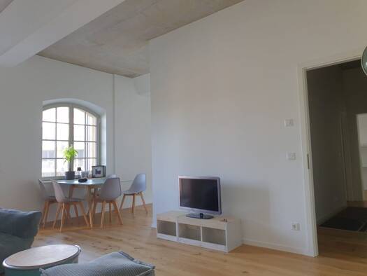 Wohnung zur Miete 867 € 2 Zimmer 70,5 m² 1. Geschoss frei ab sofort Fabrikstraße 4 Schkeuditz Schkeuditz 04435