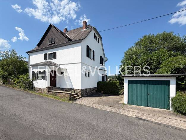 Einfamilienhaus zum Kauf 315.000 € 5 Zimmer 140 m² 1.080 m² Grundstück Rodenbach Neuwied 56567