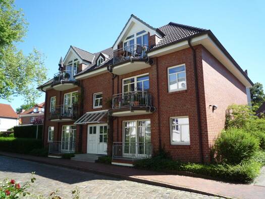 Wohnung zur Miete 830 € 2 Zimmer 69,4 m² 1. Geschoss frei ab 01.10.2025 Uetersen 25436