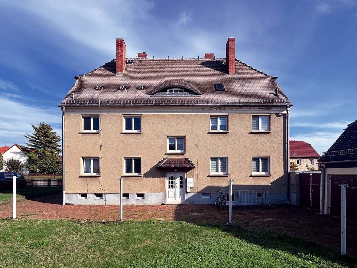 Mehrfamilienhaus zur Versteigerung als Kapitalanlage geeignet 120.000 € 258 m²<br/>Wohnfläche 880 m²<br/>Grundstück Göbitzer Straße 6 Bornitz Elsteraue 06729