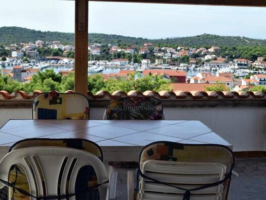 Haus zum Kauf 490.000 € 15 Zimmer 621 m² 1.304 m² Grundstück Jezera
