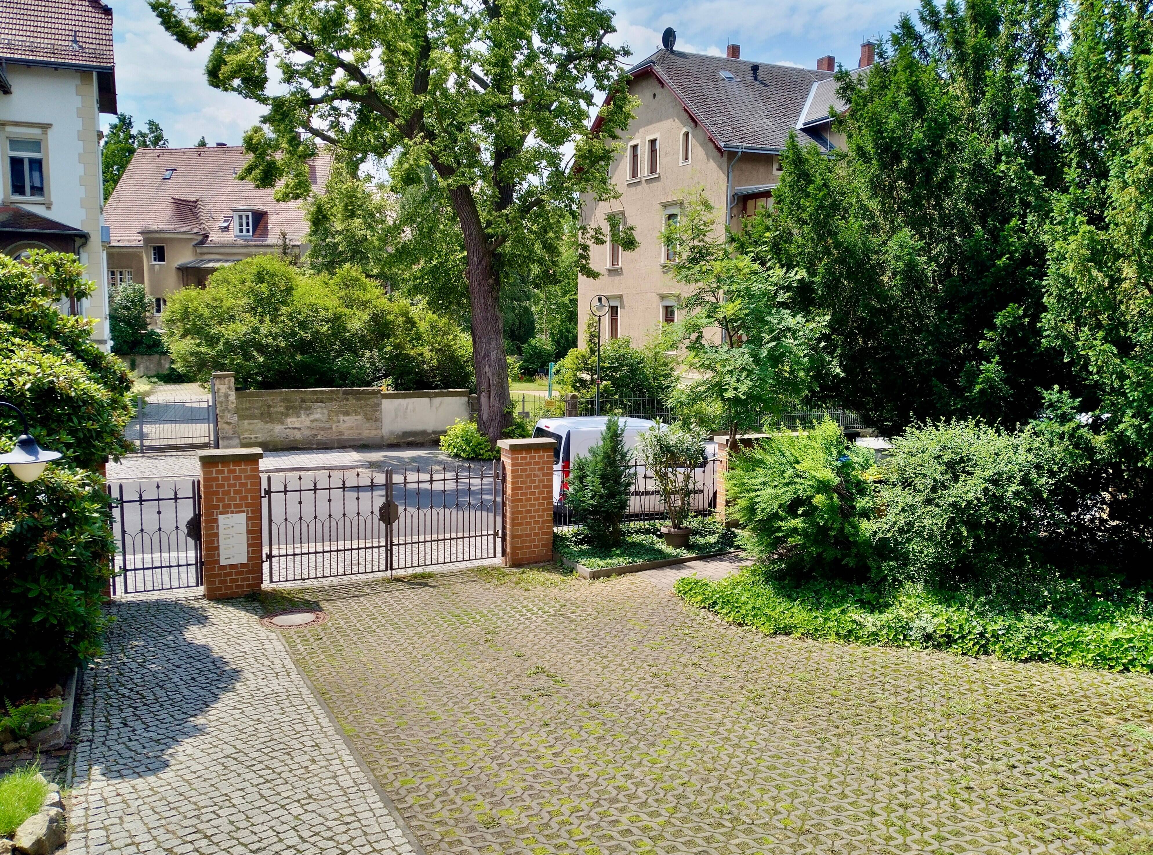 Property thumbnail 3