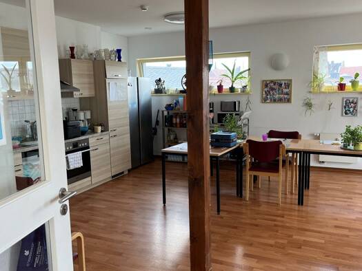 Medizinisches Gebäude zur Miete 10,50 € 729 m² Bürofläche Altlindenau Leipzig 04177