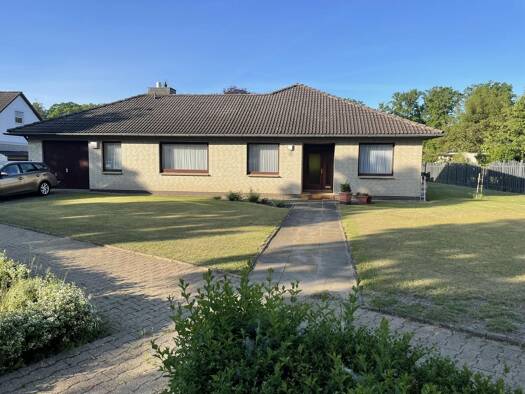 Bungalow zum Kauf 249.000 € 5 Zimmer 115 m² 950 m² Grundstück frei ab sofort Dannenberg 29451