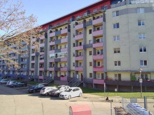 Wohnung zur Miete 335 € 2 Zimmer 54 m² 4. Geschoss frei ab sofort Zschokkestraße 13 Altstadt Magdeburg 39104