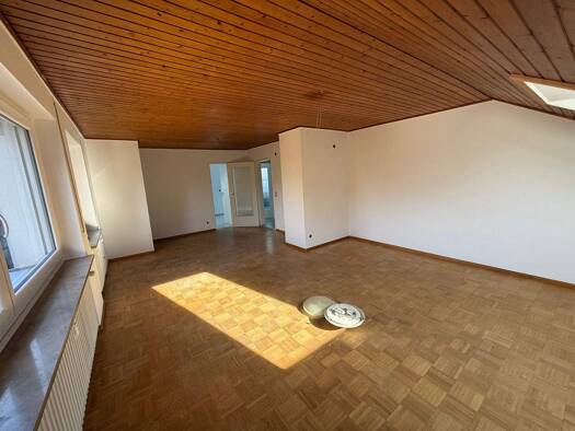 Wohnung zur Miete 930 € 2 Zimmer 67,2 m² 4. Geschoss frei ab sofort In der Breite 50 Umkirch 79224