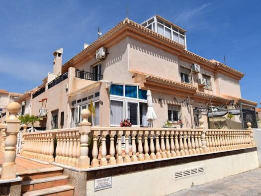 Reihenmittelhaus zum Kauf provisionsfrei 249.000 € 4 Zimmer 98 m² Playa Flamenca - Orihuela Costa 03189