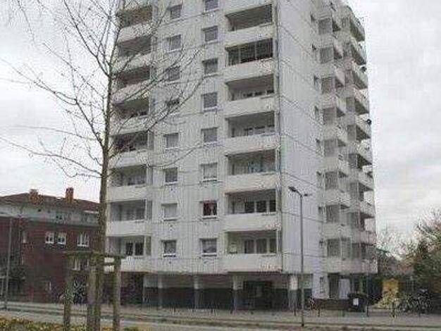 Wohnung zur Miete 890 € 3,5 Zimmer 92,3 m² 1. Geschoss frei ab 25.02.2026 Kurparkallee 6 Bad Oldesloe 23843