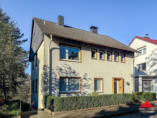 Mehrfamilienhaus zum Kauf 263.000 € 8 Zimmer 183 m² Lüdenscheid Lüdenscheid 58509
