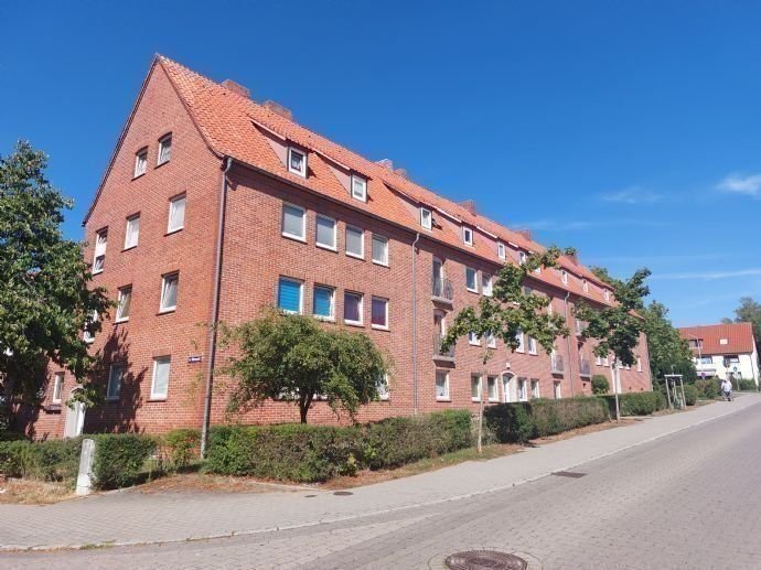 Wohnung zur Miete 705,50 € 2,5 Zimmer 58,8 m²<br/>Wohnfläche 2.<br/>Geschoss ab sofort<br/>Verfügbarkeit Ziethener Straße 1 Ratzeburg 23909