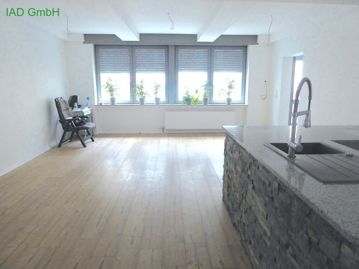 Wohnung zum Kauf 149.000 € 4 Zimmer 147 m²<br/>Wohnfläche Burgschwalbach 65558