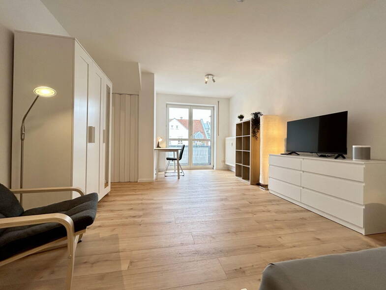 Wohnung zur Miete 350 € 1 Zimmer 35 m² Dachgeschoss, 2. Geschoss Joseph-Haydn-Straße 3 Kronach Kronach 96317